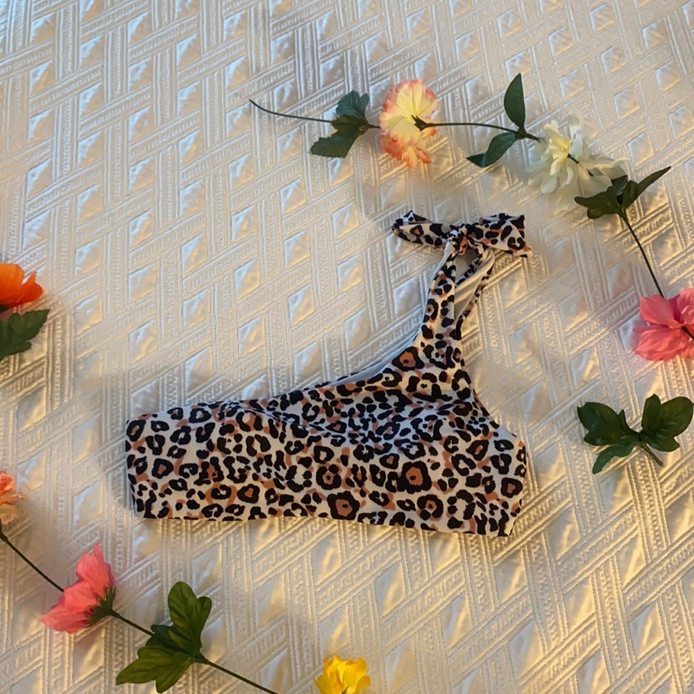 NEW swim top, size S, animal print